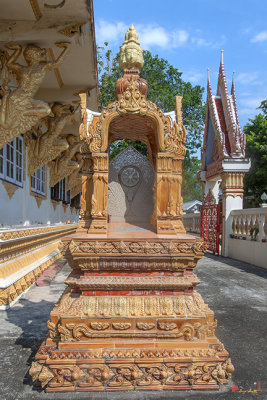 Wat Mai Amphawan Phra Ubosot Boundary Stone (DTHNR0297)