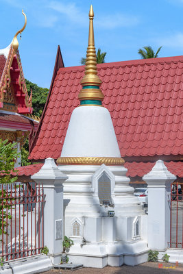 Wat Chaeng Nok Memorial Chedi (DTHNR0324)