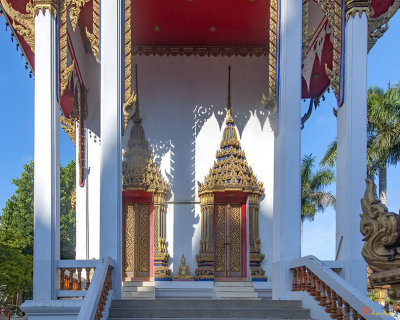 Wat Rat Bamrung Phra Ubosot Entrance (DTHNR0346)