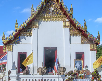 Wat Bueng Phra Aram Luang Phra Ubosot Entrance (DTHNR0374)