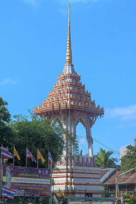 Wat Bueng Phra Aram Luang Bell Tower (DTHNR0384)