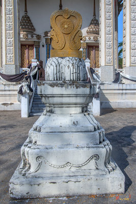 Wat Sa Kaeo Phra Ubosot Boundary Stone (DTHNR0393)