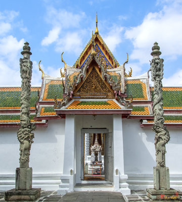 Wat Arun Phra Ubosot Wall Gate (DTHB0218)