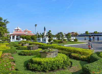Wat Arun Gardens and Wat Phra Kaew across the Chao Phraya (DTHB2124)