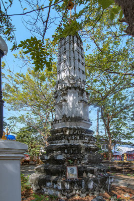 Wat Nak Klang Memorial Chedi (DTHB2154)