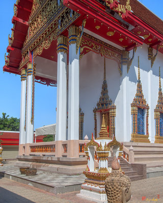 Wat Pradittharam Phra Ubosot Entrance (DTHB1706)