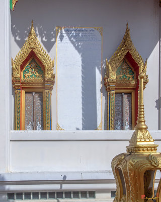 Wat Sing Thong Phra Ubosot Entrance (DTHNB0005)