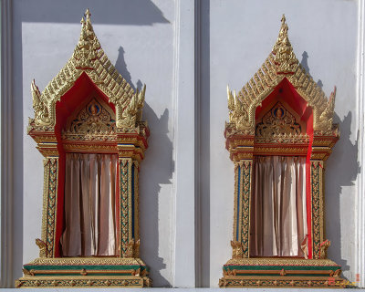 Wat Sing Thong Phra Ubosot Windows (DTHNB0010)