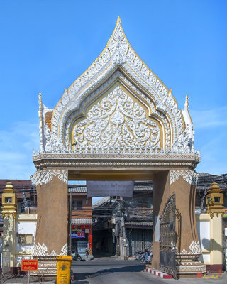 Wat Pho Temple Gate (DTHCB0330)