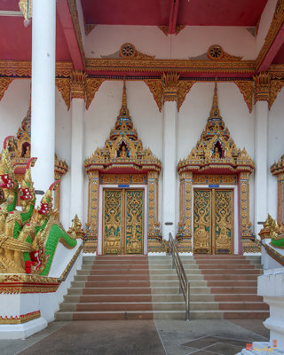 Wat Tha Wang Hin Phra Ubosot Entrance (DTHU1488)