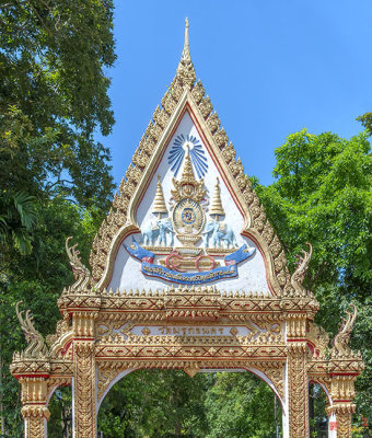 Wat Maruk Khanakhon Temple Gate (DTHNP0058)