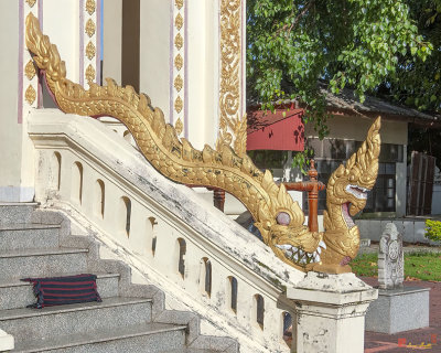Wat Pho Sri Phra Ubosot Makara and Naga Guardian (DTHNP0069)