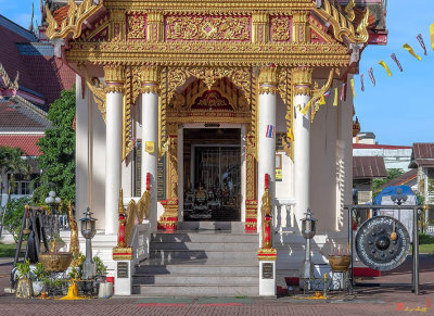 Wat Pho Sri Ho Phra Thong Entrance (DTHNP0076)