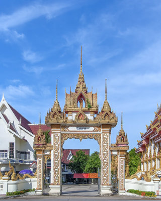 Wat Klang Temple Gate (DTHNP0125)