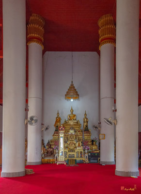 Wat Mahathat Phra Ubosot Interior (DTHNP0138)