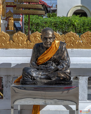 Wat Mahathat Phra Ubosot Monk Image (DTHNP0144)