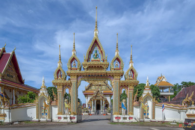 Wat Phra In Plaeng Temple Entrance (DTHNP0210)