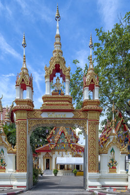 Wat Okat Temple Gate (DTHNP0266)