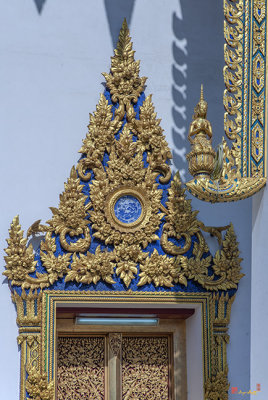 Wat Uthai Tharam Phra Ubosot Door Lintel (DTHB2182)