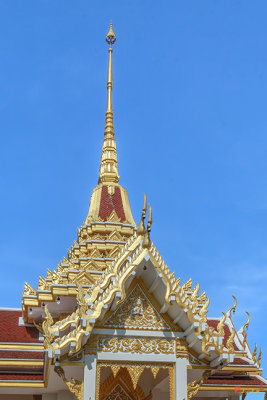 Wat Uthai Tharam Shrine Gable and Spire (DTHB2198)