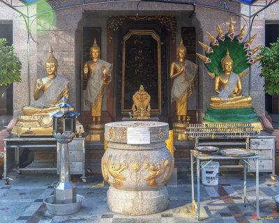 Wat Chamni Hatthakan Phra Ubosot Buddha Image Shrine (DTHB0932)