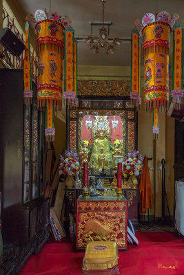 Wat Chaimongkol Thai-Chinese Shrine Altar (DTHB2260)