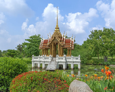 Rama IX Park Phlapphla Yod (DTHB0256)