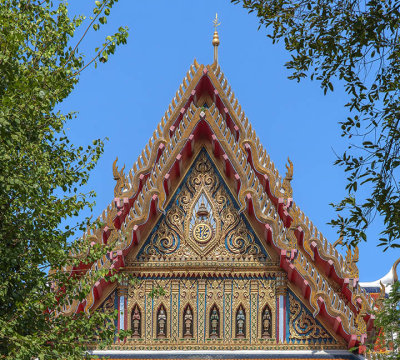 Wat Samphanthawongsaram Phra Ubosot Gable (DTHB2331)