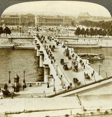 Bridge and Palace de la Concord 