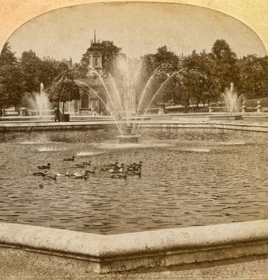 Hyde Park Fountain  