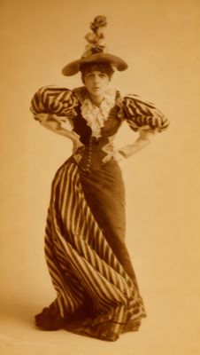 Celebrities, Entertainers & Famous People 1870 to Present