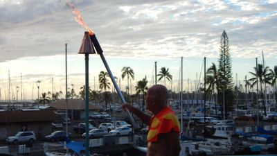 Gas torch lighting