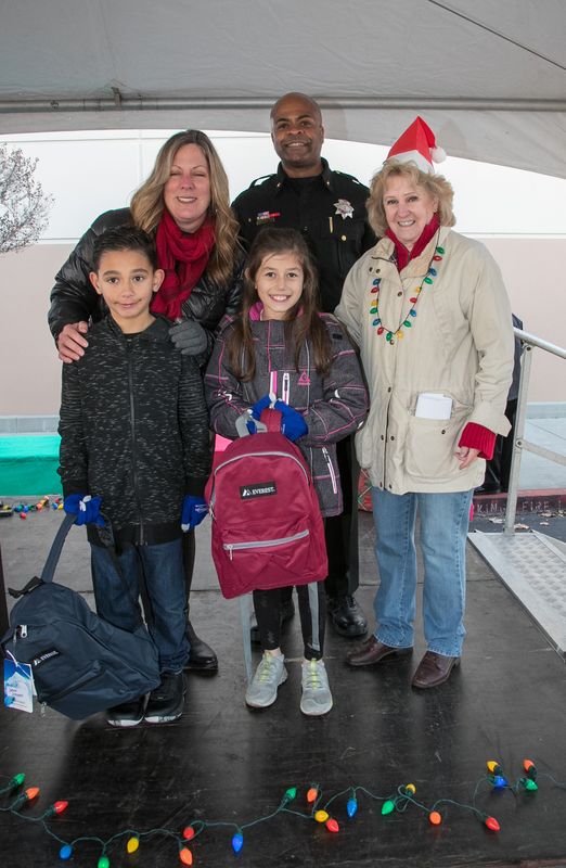 holiday star 22-19.jpg