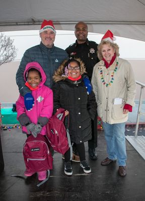 holiday star 22-15.jpg
