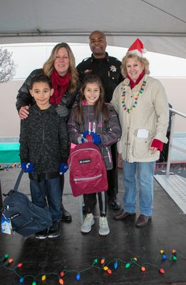 holiday star 22-19.jpg