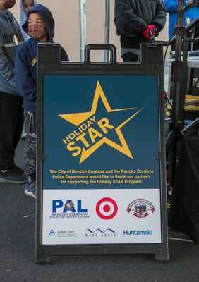 holiday star 22-2.jpg