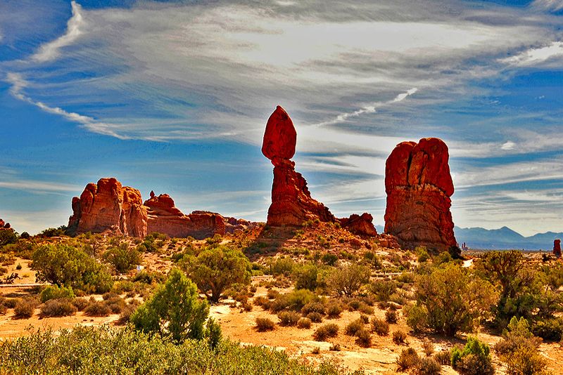 Arches NP_07 Balanced Rock.jpg