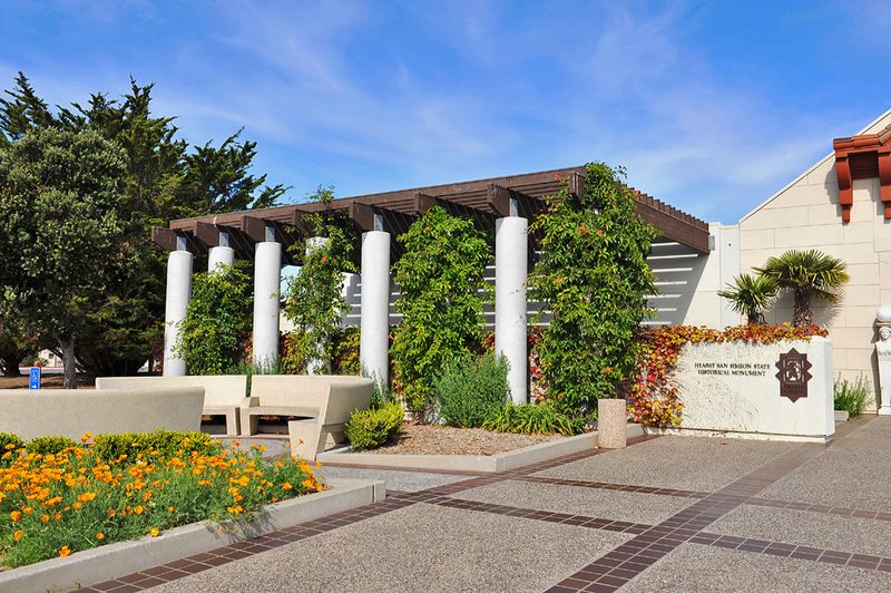 Hearst Castle_01.jpg
