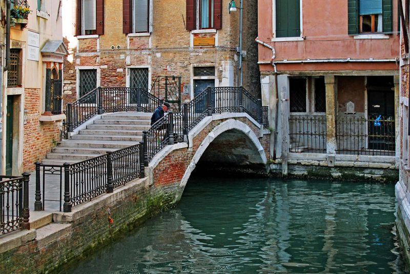 32_Venice_2011.jpg