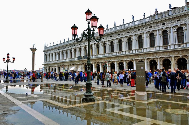 01_The flooded Piazzetta.jpg