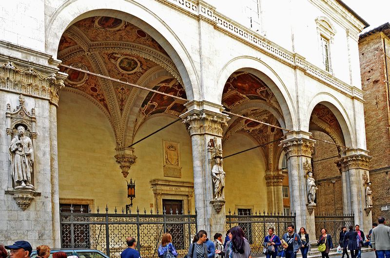 29_Loggia della Mercanza.jpg