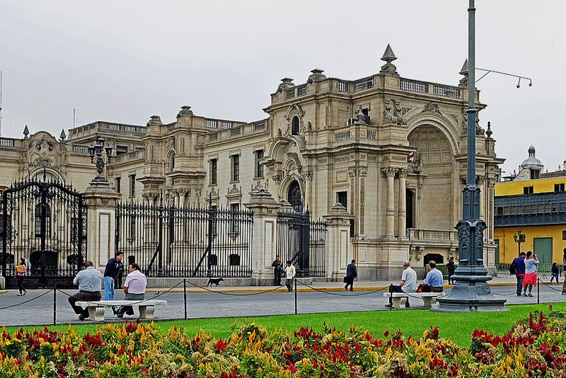04_Government Palace.jpg