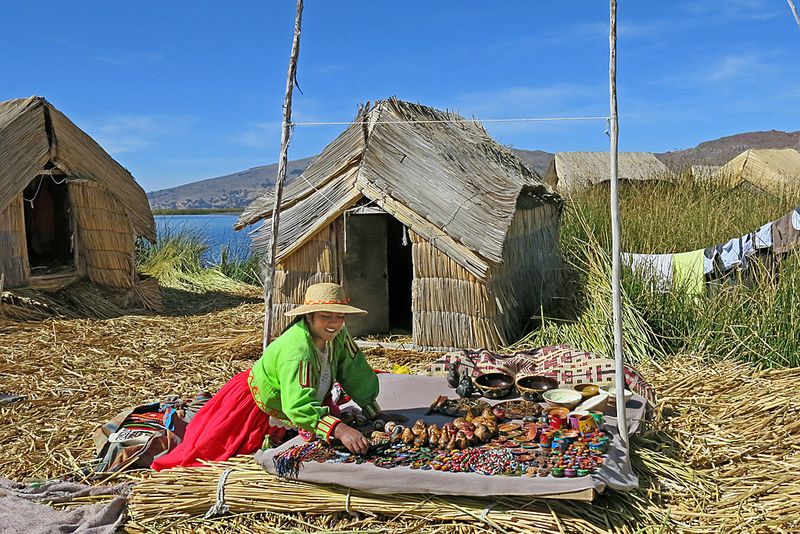 04_Life on the Uros Islands.jpg