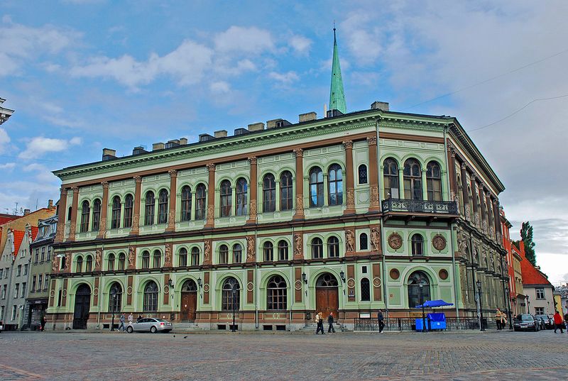 09_Old Stock Exchange Building_taken 2007.jpg