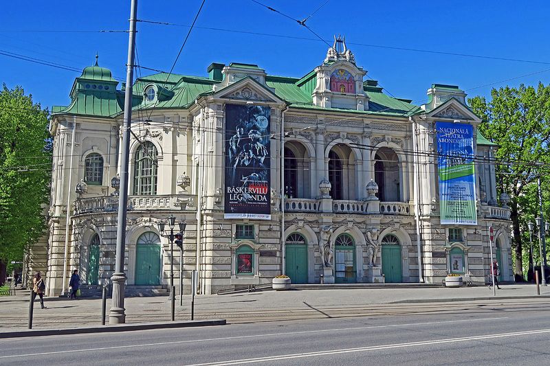34_National Theatre.jpg