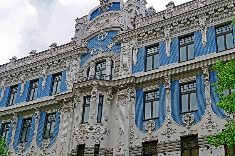 63_Art Nouveau.jpg