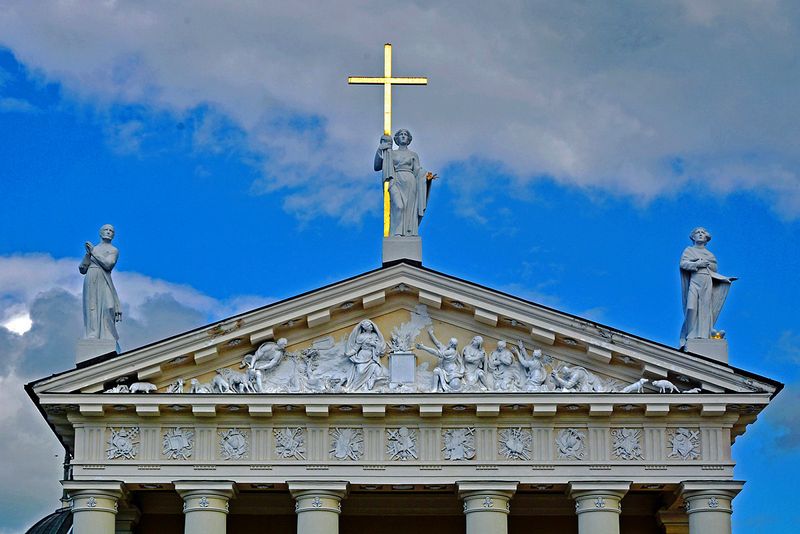 03_Vilnius Cathedral.jpg