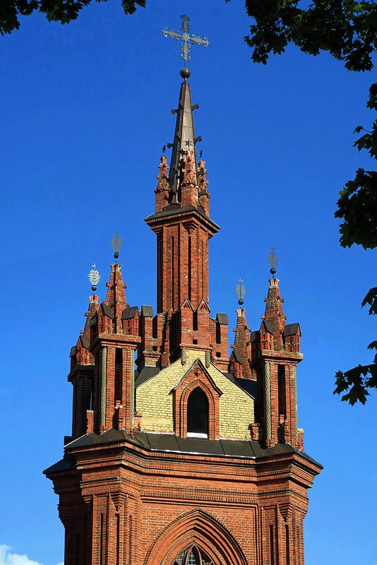 19_Church of St. Anne.jpg