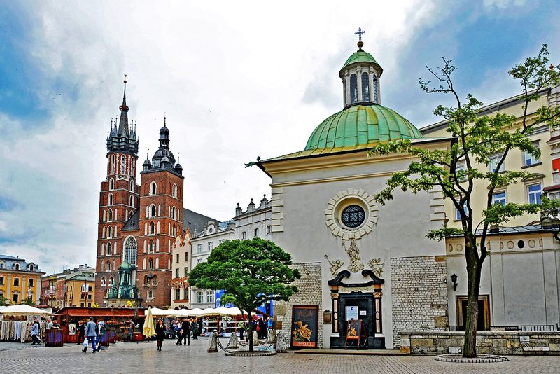 37_Krakow_Church of St. Adalbert on the right.jpg