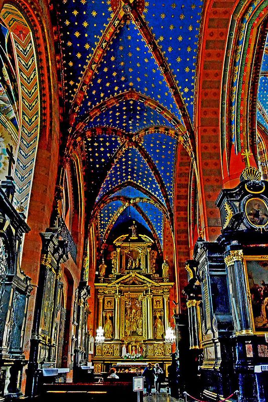 43_Krakow_St. Mary's Basilica.jpg